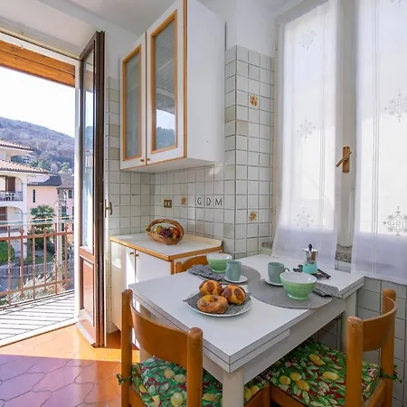 Apartment Easy 300mt From *