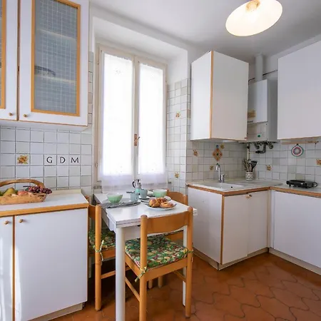 Apartment Easy 300mt From Stresa